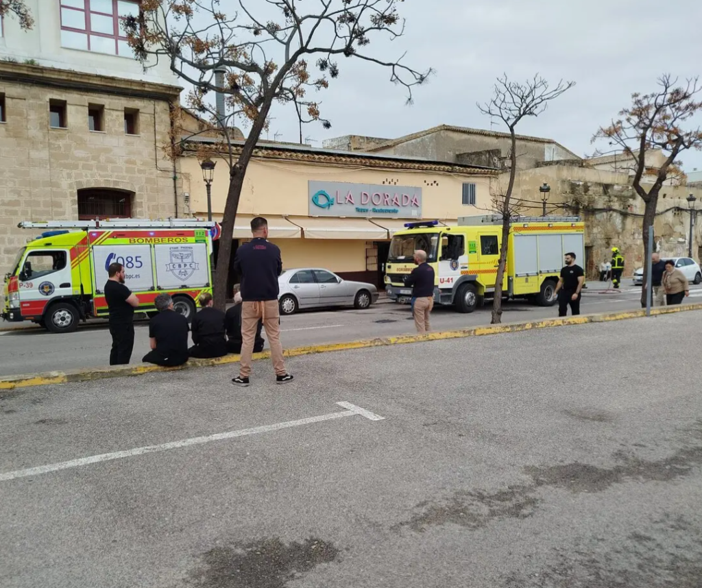 Incendio en un bar de la Avenida de la Bajamar, Puerto de Santa María: qué ocurrió