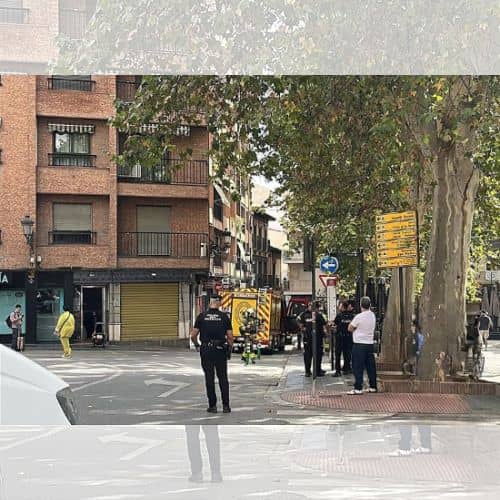 Una freidora provocó un incendio en la cocina de un bar de la plaza de Mariana Pineda de Granada